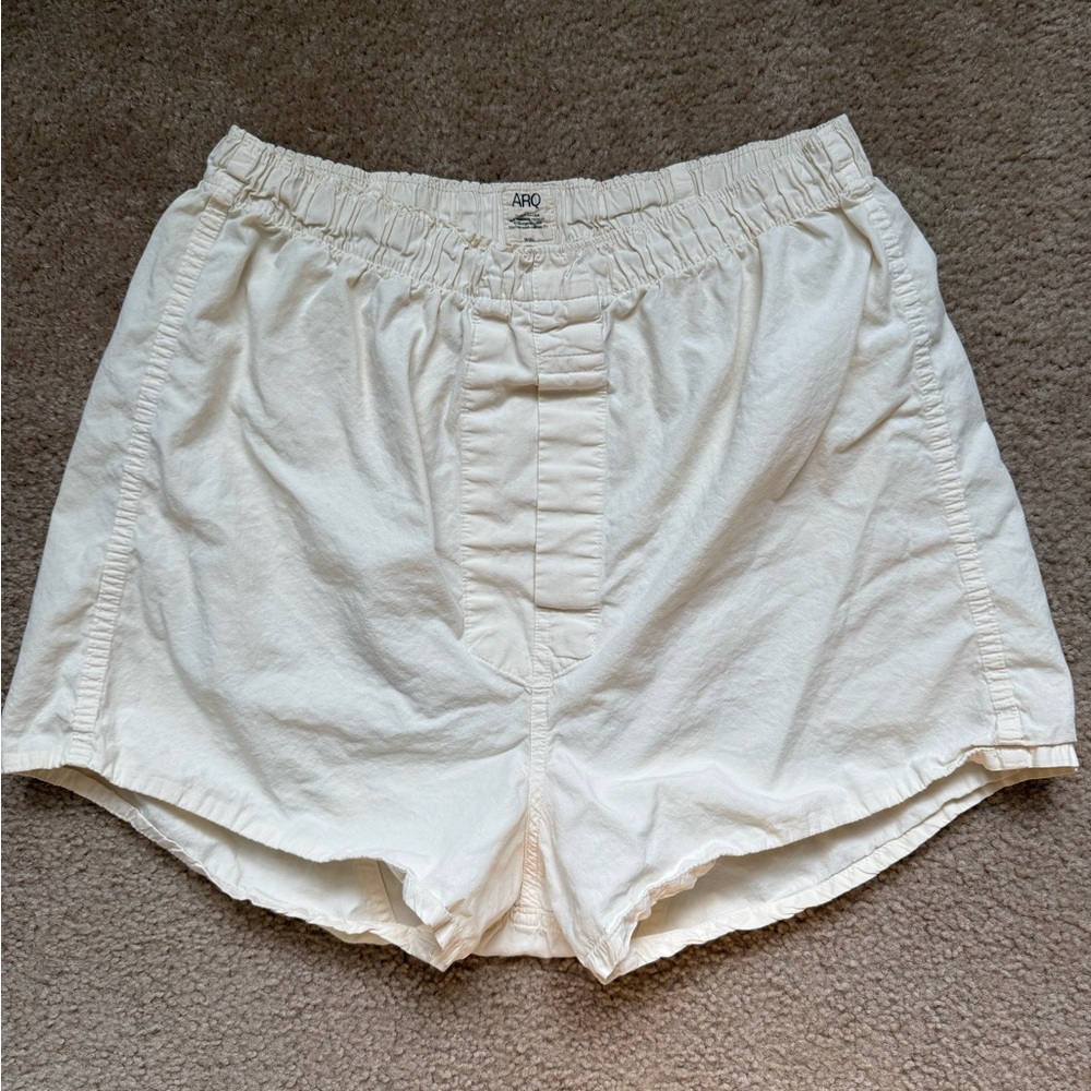 ARQ JJ Boxer Short in Ecru Size Small EUC